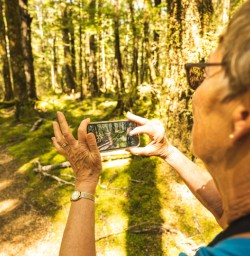14 Judith Cox snaps pics on Kepler Track