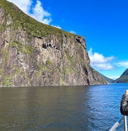 Milford Sound Sound cruise boat tour