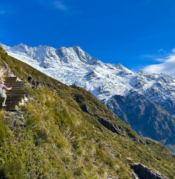 Sealy Tarns walking tours 