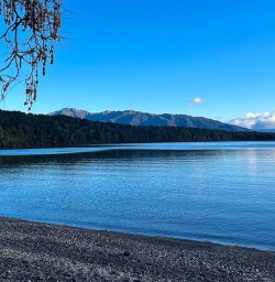 Lake Te Anau at Brod Bay.
