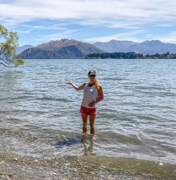 Guest at Lake Wanaka Tree, Otago New Zealand