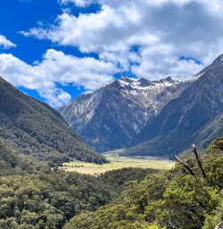 Mount Aspiring National Park walking adventure tour 