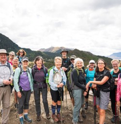 14. Group photo Lake Wakatipu