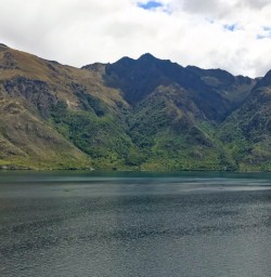 14. Lake Whakatipu views