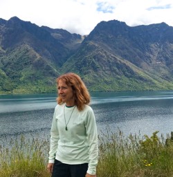 14. Solo guest Lake Wakitipu
