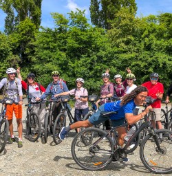 Group cycle Queenstown