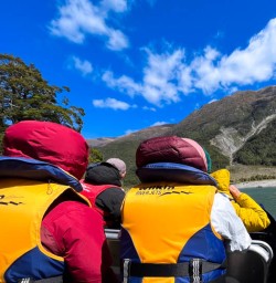 Jet boating mount aspiring national park