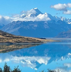 Road to Mount Cook National Park 