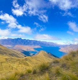 1. Views from Ben Lomond ascent