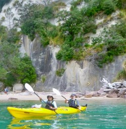 Explore Hot Water Beach New Zealand