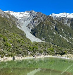 Hike in AorakiMount Cook National Park 25 November 2024 5