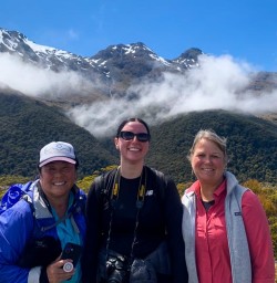 Hike the Routeburn Track Park 25 November 2024