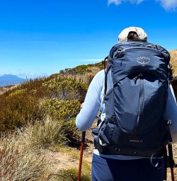 Hiking tour on the Kepler Track with New Zealand Trails