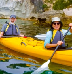 Kayak Cathedral Cove