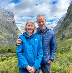 Milford Sound hiking tours 