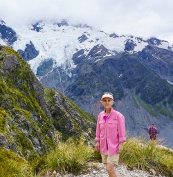 Mount Cook National Park Hiking Tour 