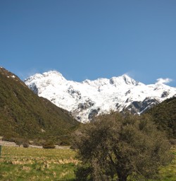 2 Mt Cook views on Hooker Valley Track2