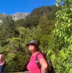 New Zealand hiking tours in Mount Cook National Park 