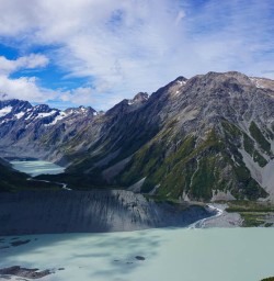 Sealy tarns hiking tour 