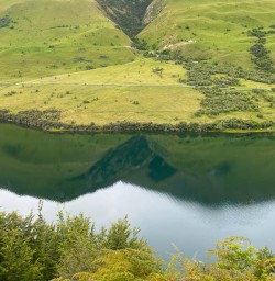 Walking tour round Moke Lake