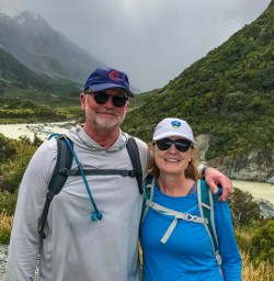 Hiking Hooker Valley track