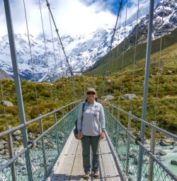 Hooker Valley swing bridge hike