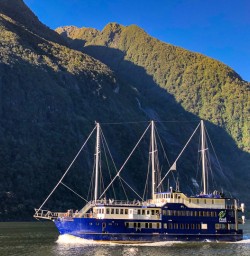 Milford Sound real journeys boat