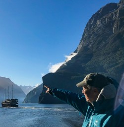 Pointing the way Milford Sound