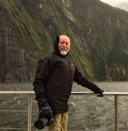 2 Smiling guest on Milford Cruise