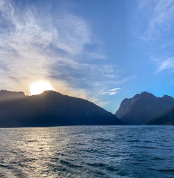 Sunrise at Milford Sound, Fiordland New Zealand