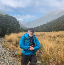 Walking at Arthurs Pass National Park, Canterbury New Zealand