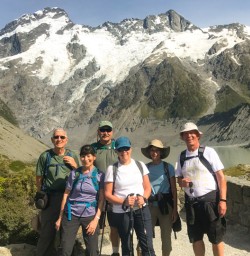 2. Group picture Hooker Valley