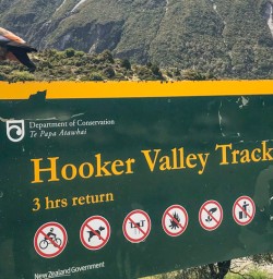 2. Hooker Valley Track