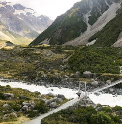2. Hooker Valley bridge