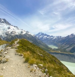 2. Views from Sealy Tarns Track