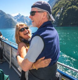 2.2 Happy guest couple Milford Cruise