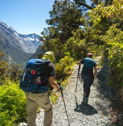 2.5 Guests climbing to Key Summit