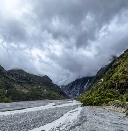 3 Moody valley on Franz Josef glacier walk