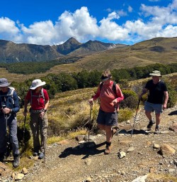 New Zealand hiking and adventure tours2