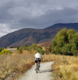Biking the Queenstown Trail, Otago New Zealand
