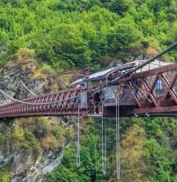 Bungy jump Kawarau Bridge