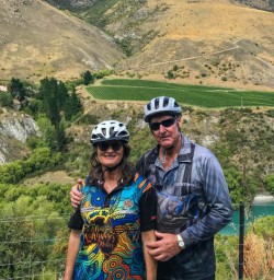 Couple cycling Arrow River trail