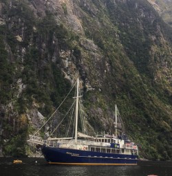 Milford mariner boat at Milford Sound, Fiordland New Zealand
