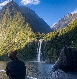 Stirling Falls, Milford Sound Fiordland Southland New Zealand