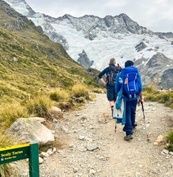 3. Sealy Tarns Track