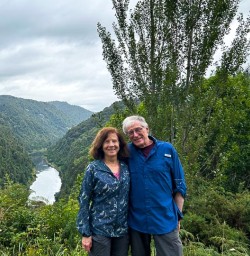 Couple in front of the Whanganui River