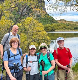 Diamond Lake hiking tours 