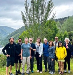 Group in front of the Whanganui River