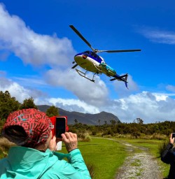 4 Heli take off World Heritage2