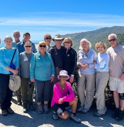 Hiking adventure tours in New Zealand 